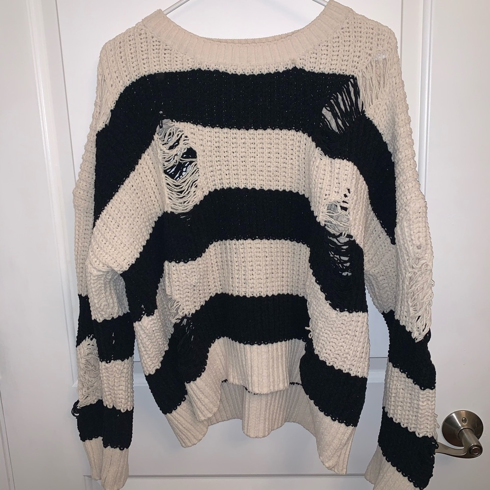 Pol chenille distressed oversized sweater